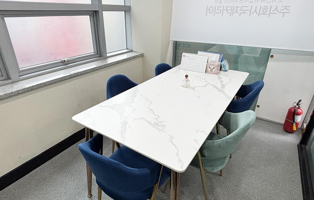 센터 이미지 1